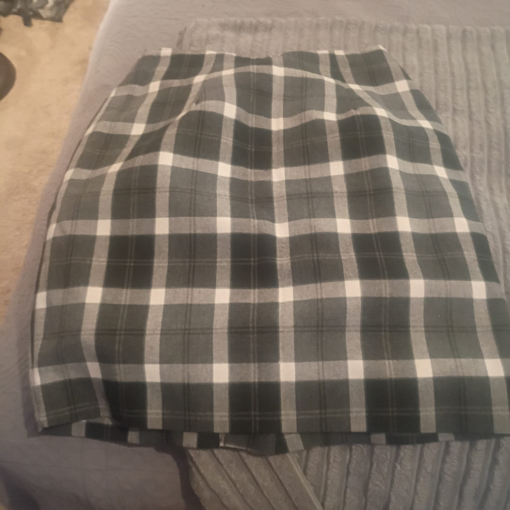 Plaid Gray Skirt